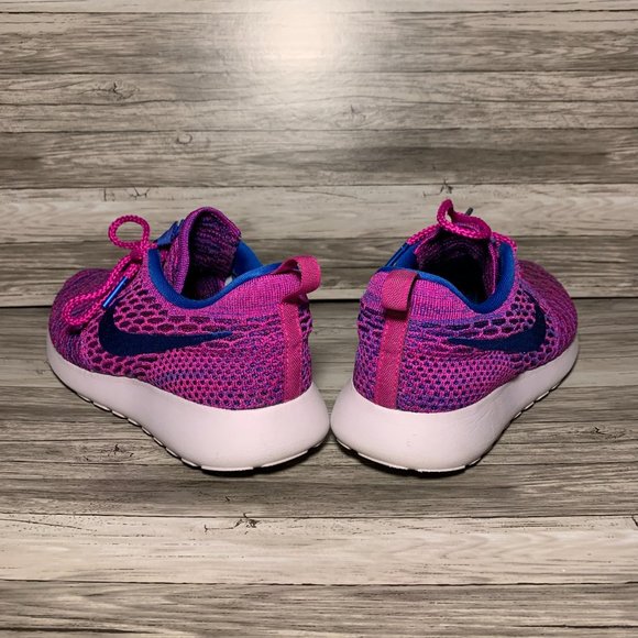 SOLD- Nike Roshe Pink and Blue Flyknit Womens 9 - Picture 4 of 8